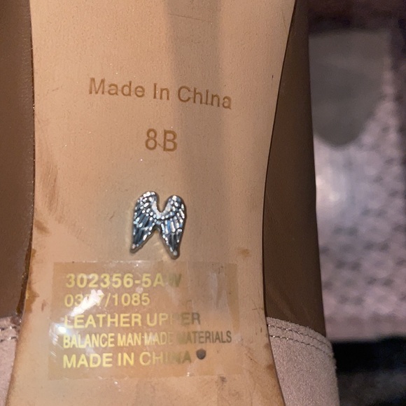 Vintage Victorias Secret pointed toe heels. Size 8US, tan/beige - Picture 2 of 2